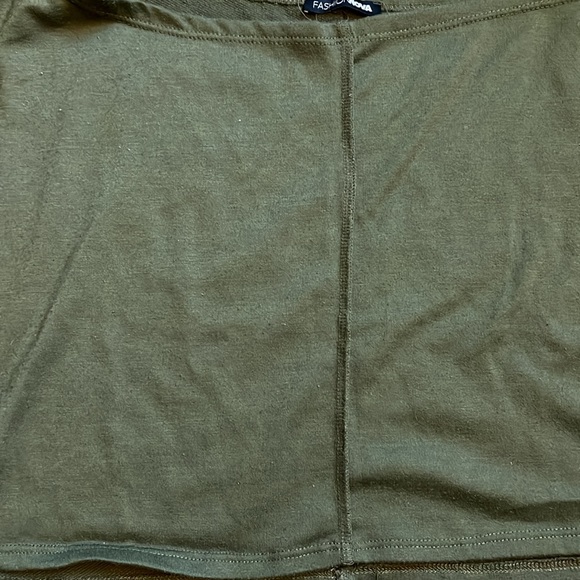 Fashion Nova green cropped sweater - Picture 3 of 6